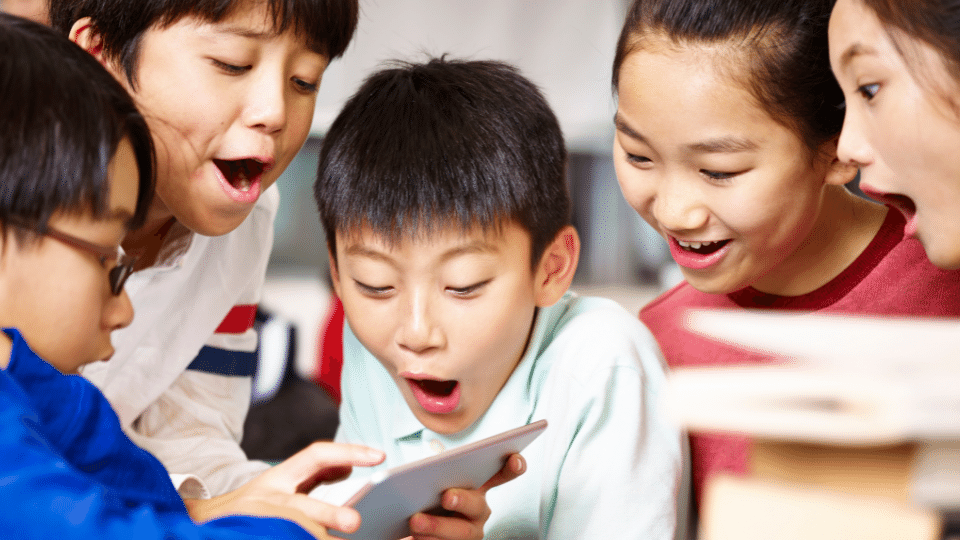 BỎ TÚI TIPS HỌC TIẾNG ANH ĐƠN GIẢN MÀ HIỆU QUẢ CHO CON YÊU